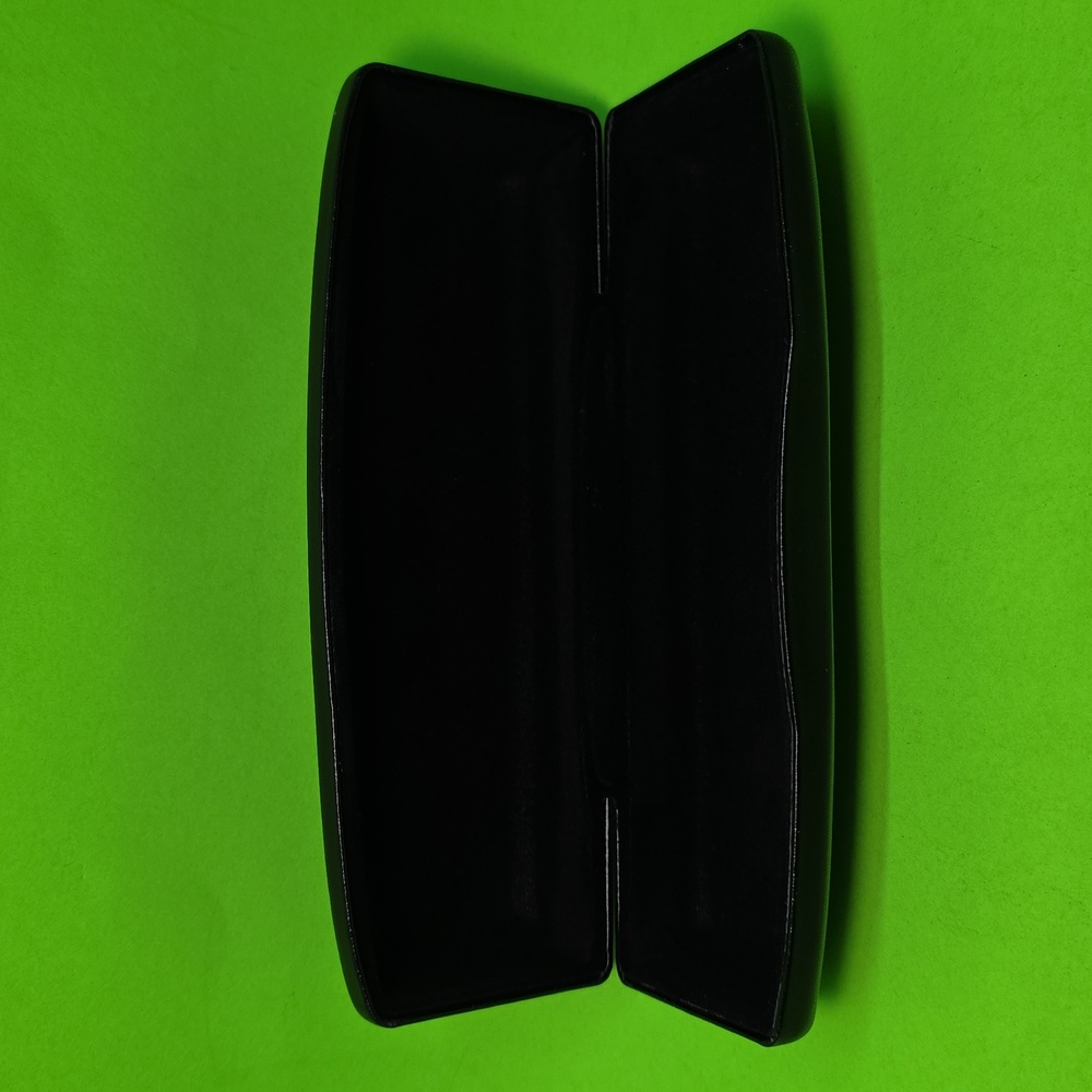 Bebe Black Clamshell Eyeglass Case (Case Only) - Picture 2 of 7
